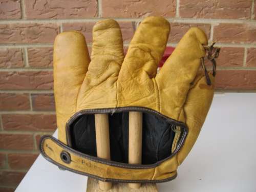 RJ Cook Winfield F34 Back